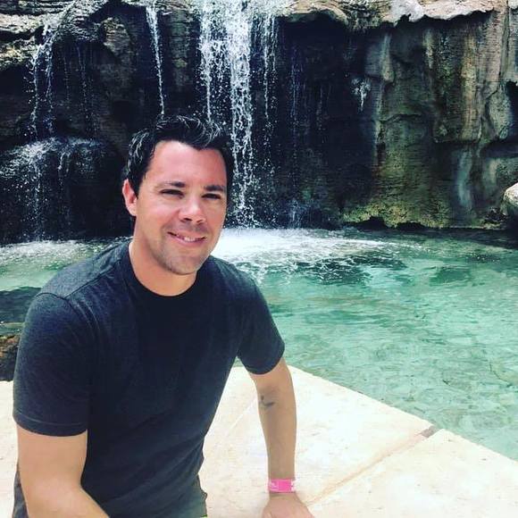 Meet your Posher, Paul - Picture 1 of 1